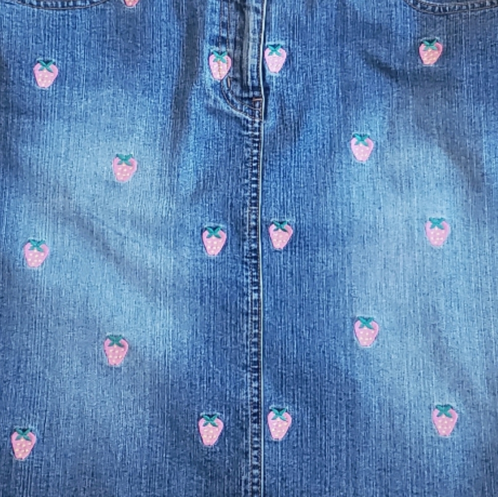 Lilly Pulitzer Blue Denim Mini Skirt with Pink Strawberry Embroidery - Picture 5 of 7